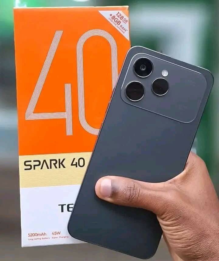 TECNO SPARK 40