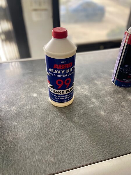 Liquide de frein lourd ABRO DOT 3