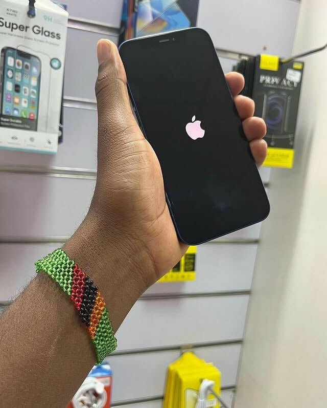 BRAND NEW IPHONE 🍏 pro 