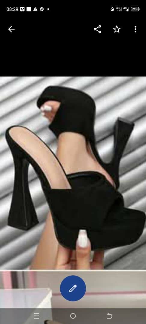 Sandales à talons hauts élégantes