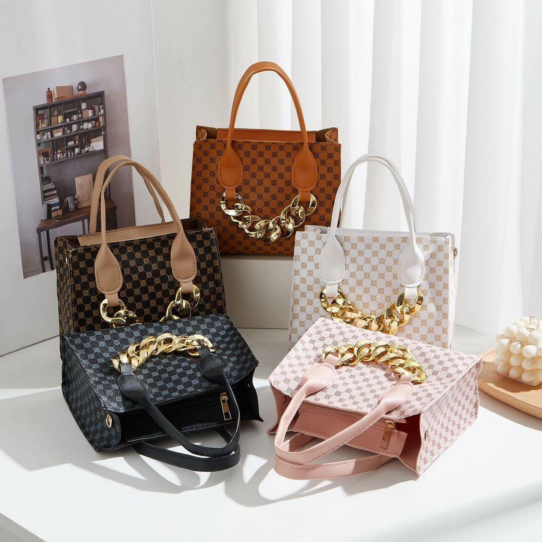 Sac à main élégant avec chaîne