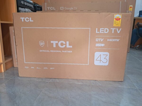 TCL 43 DIGITAL SATELLITE TV