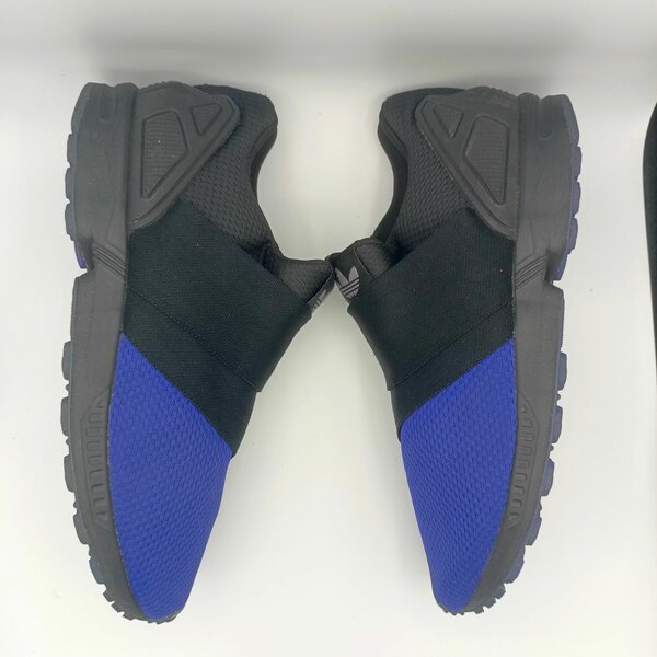 Sneakers noirs et bleus unisexes