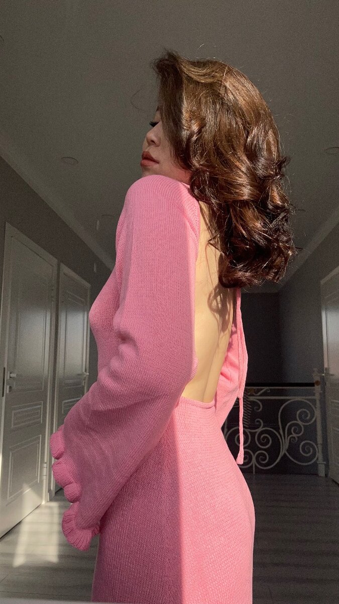 Платье с открытой спиной