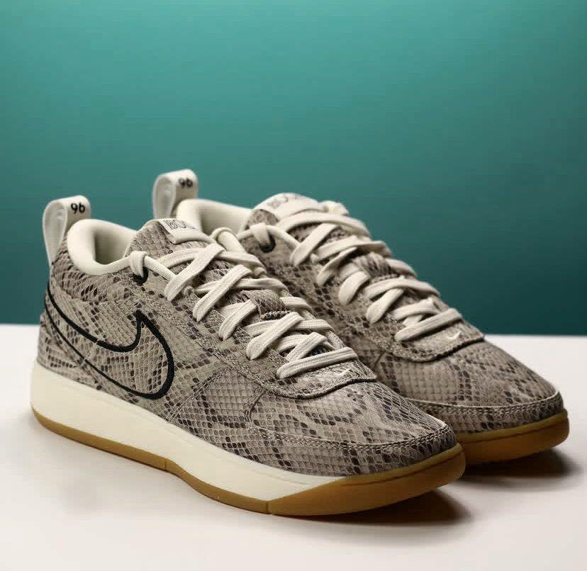 Baskets en cuir imprimé python