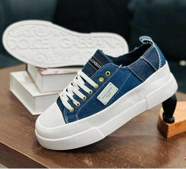 Baskets en jean tendance