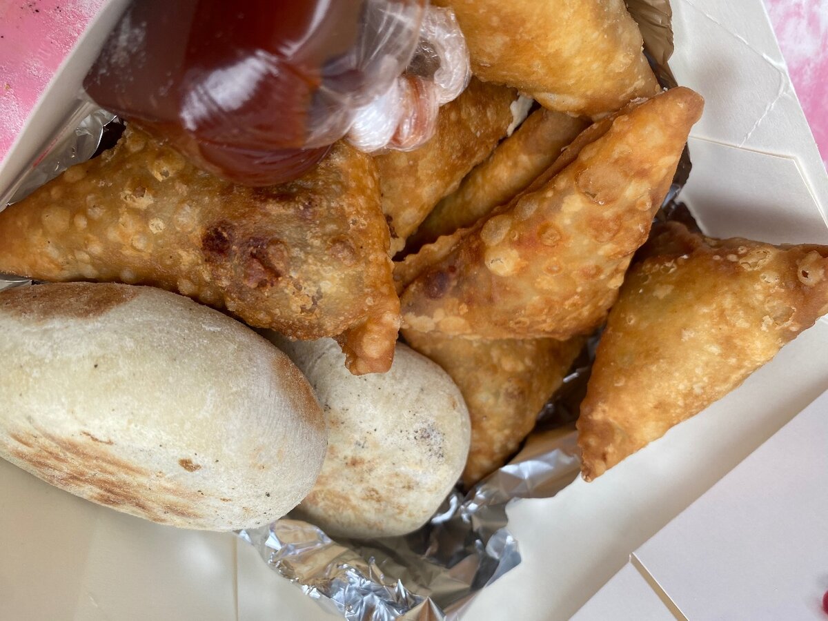 Assortiment de Samoussas et Snacks