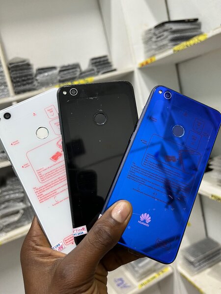 Honor 8 lite