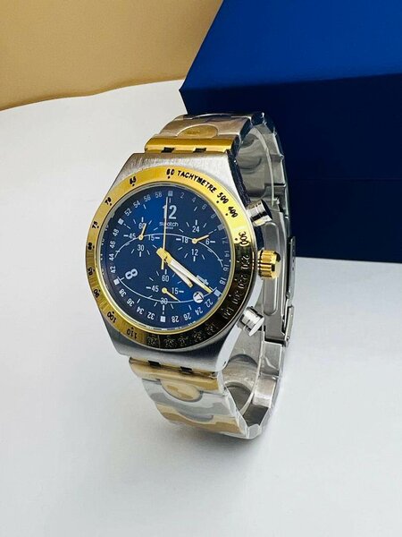 Montre chronographe élégante