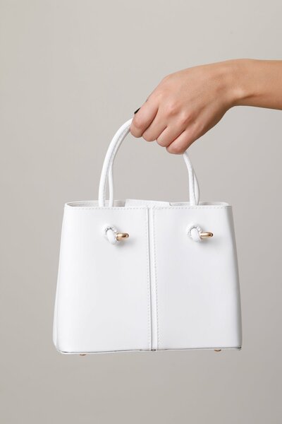 Sac à main blanc élégant