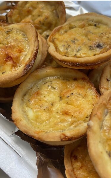 Mini quiches délicieux 12 piec