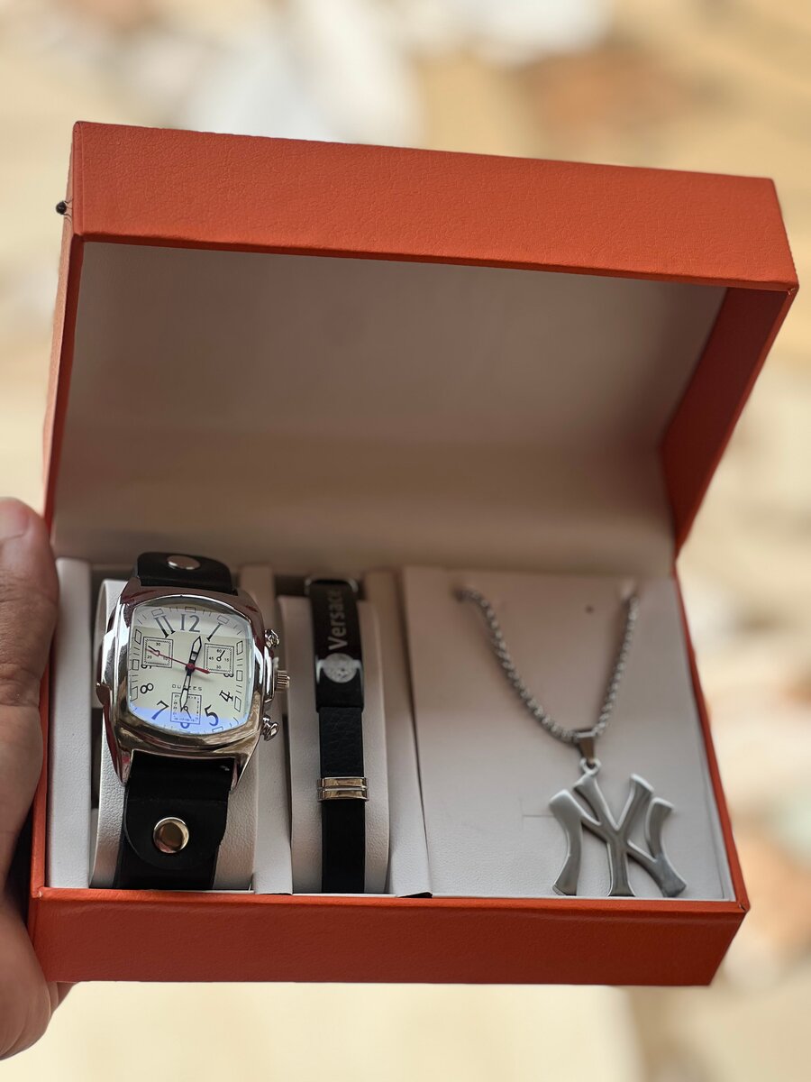 Ensemble Montre et Bijoux pour Homme