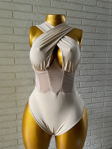 Body sculptant croisé