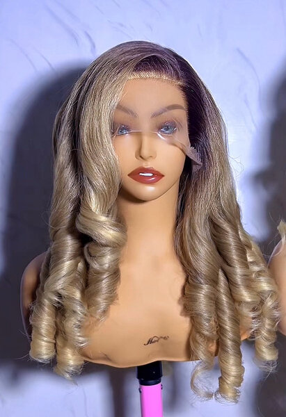 Perruque Frontal HD Blonde