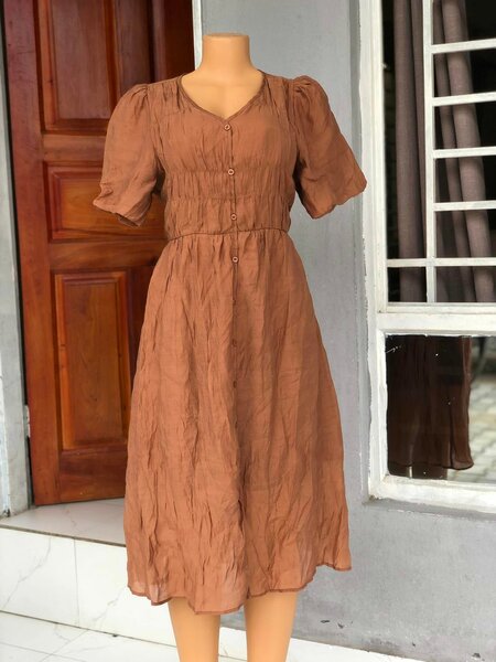 brown dress