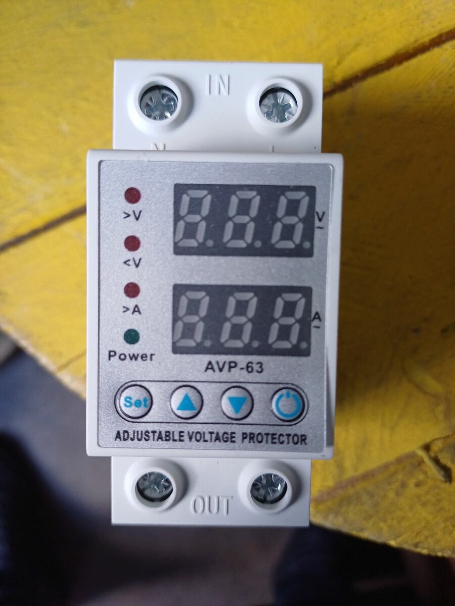 Digital voltage protector