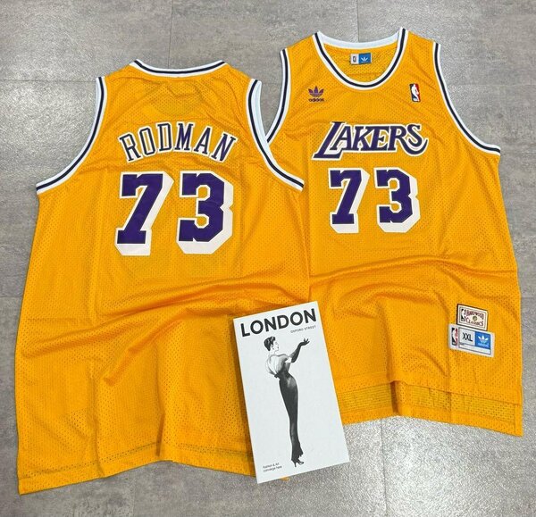 Maillots de basketball rétro