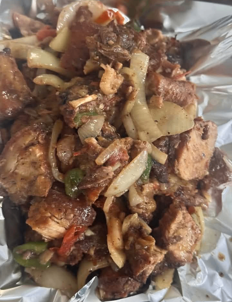 Porc Africain Braisé + Attieke