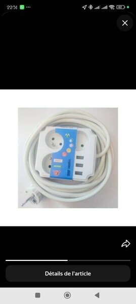 Multiprise blanche avec USB