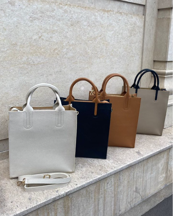 сумки разных цветов