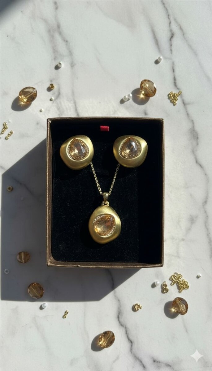 Parure Bijoux Dorée Élégante