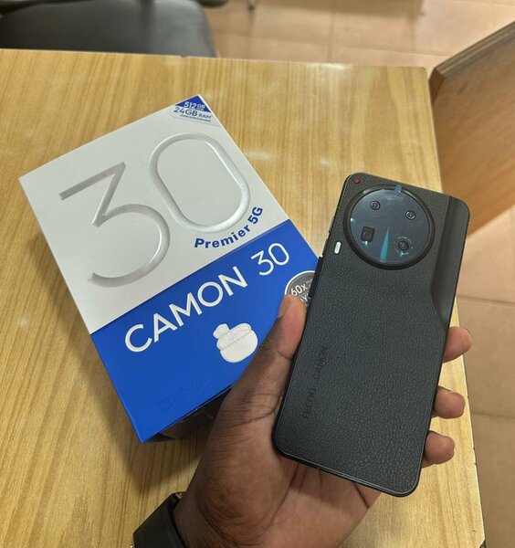 TECNO CAMON 30 Première 512GB 24GB RAM première copie dubaï