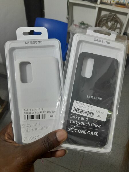 Coque Silicone Samsung S20