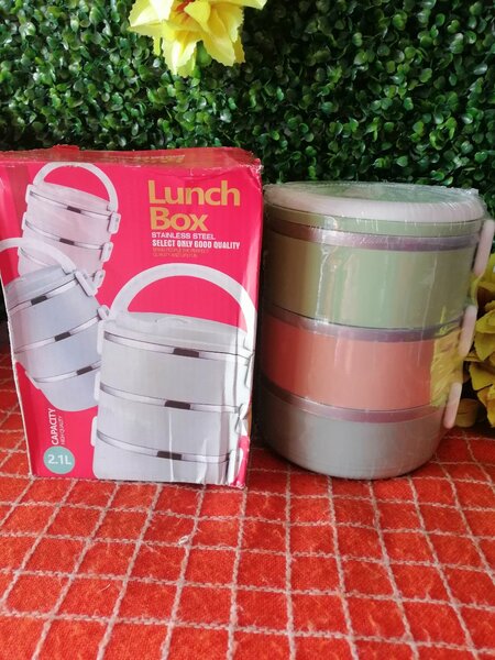 Gamelles à 3 niveaux