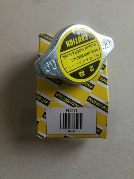 Genuine radiator cap 0.9