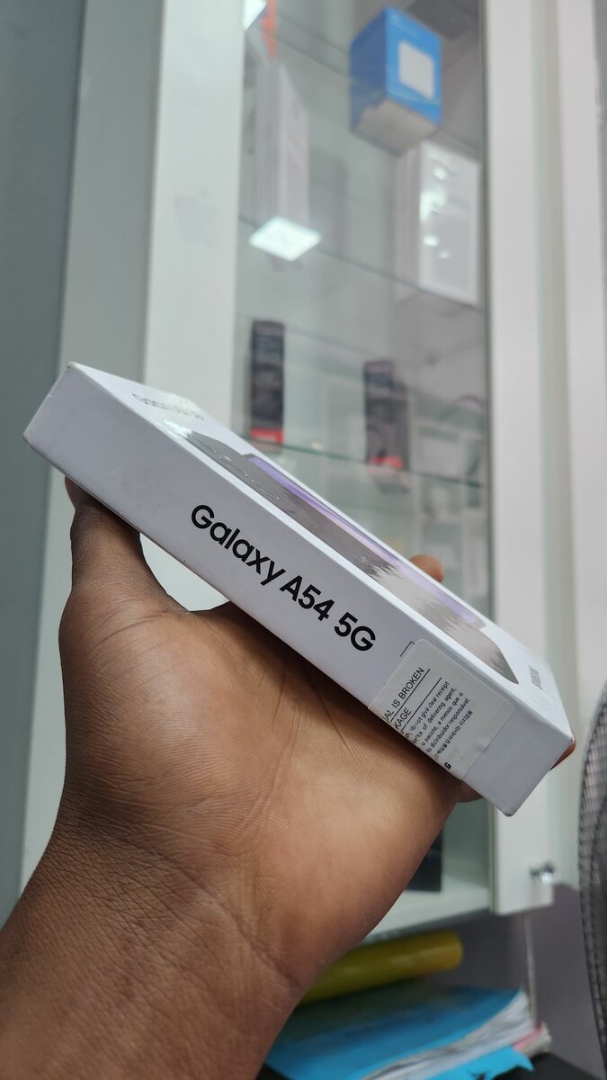 SAMSUNG , iPhone, Google pixel