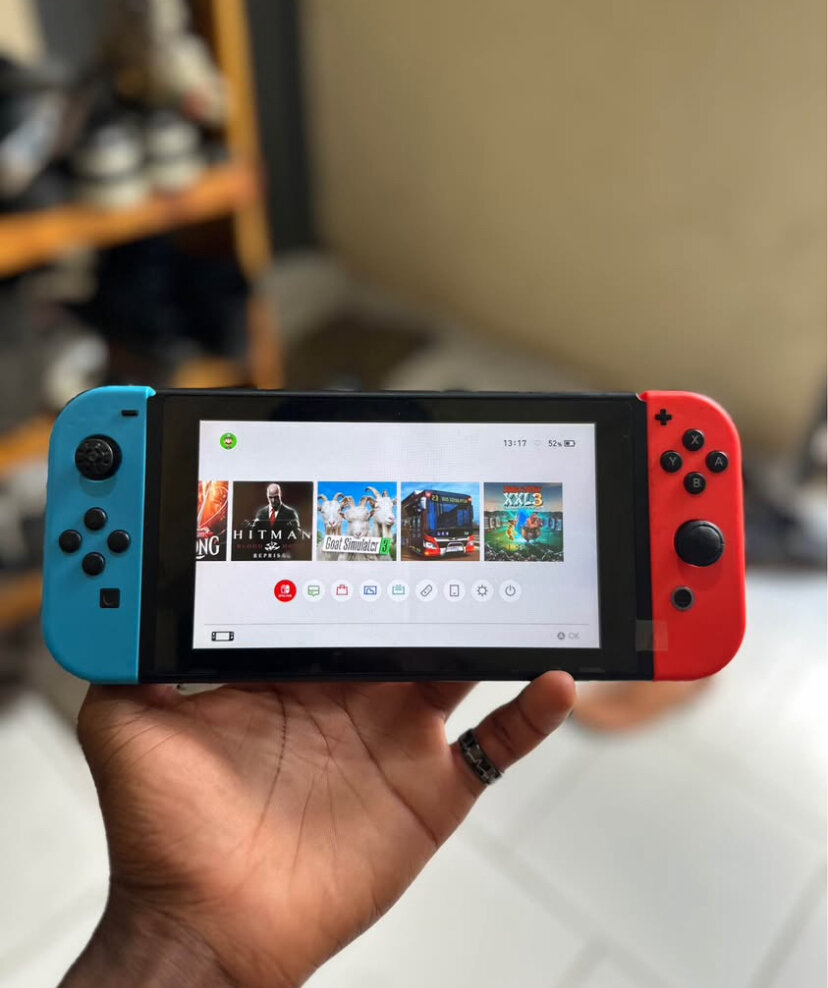 Nintendo Switch avec Joy-Con