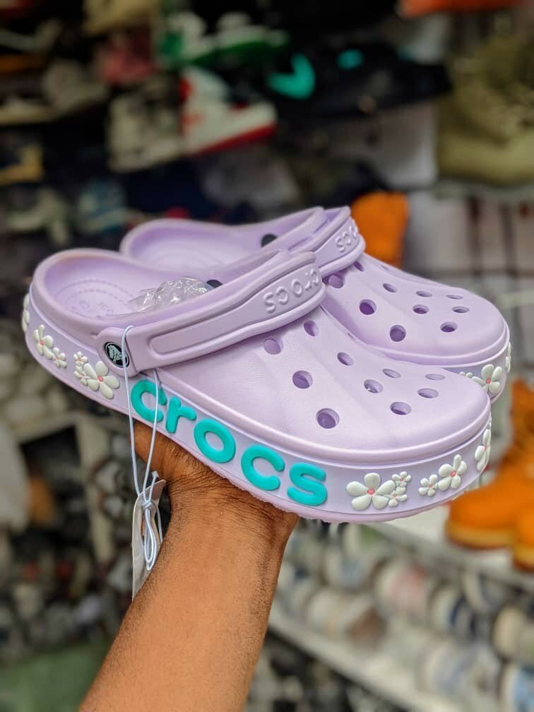 bar bands crocs