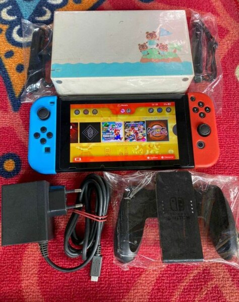 Console Nintendo Switch avec accessoires