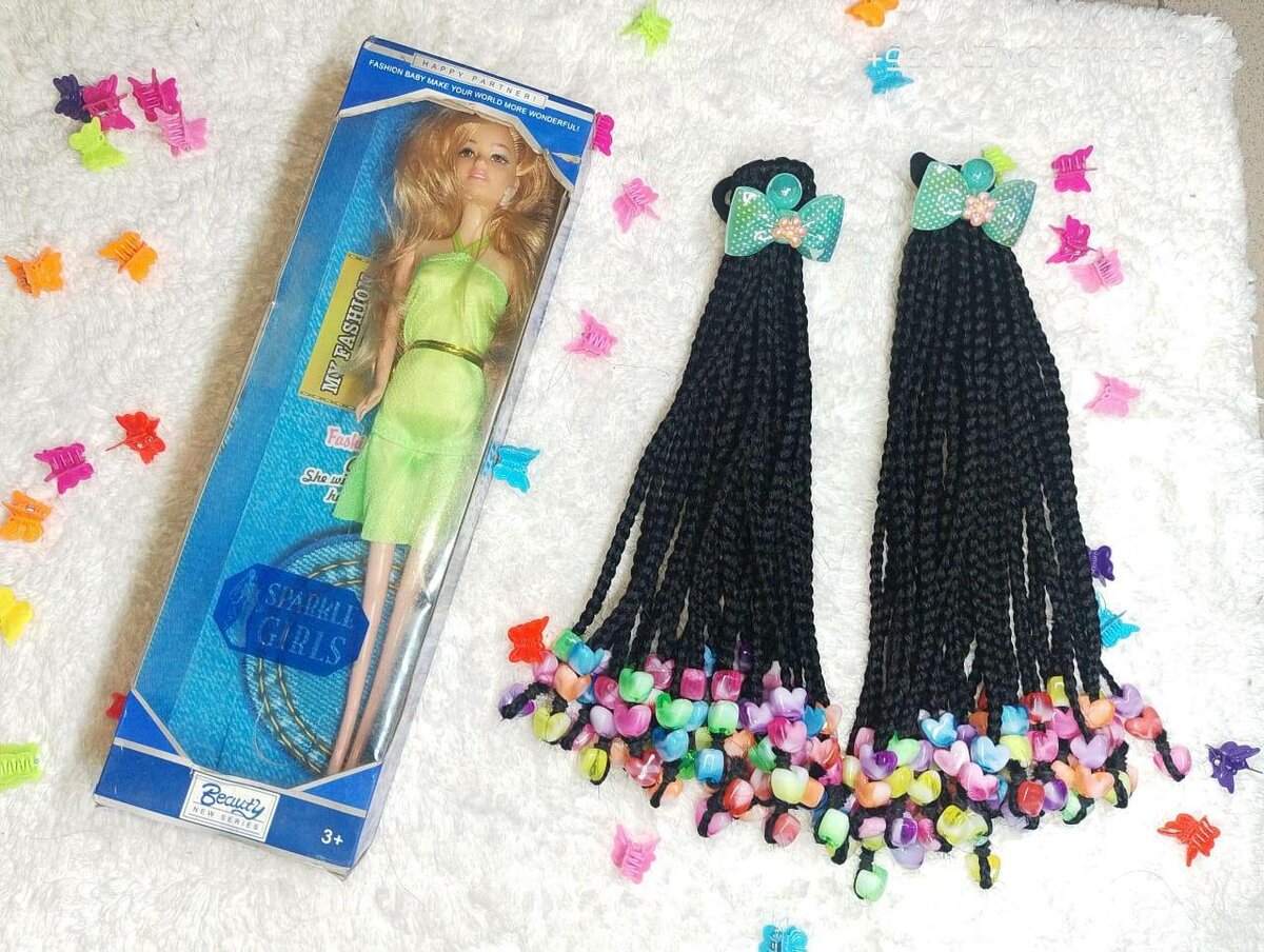 KIT NOEL( POUPEE + POSTICHE)