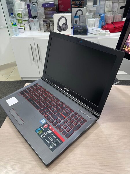 (Gaming Laptop )  MSI GU62 7RE