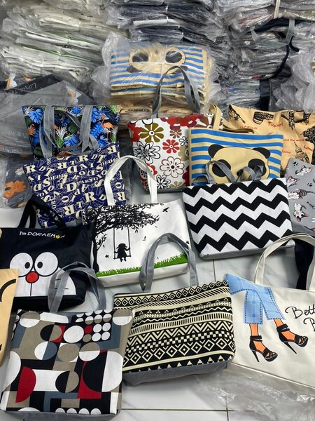 Sacs fourre-tout imprimés colorés