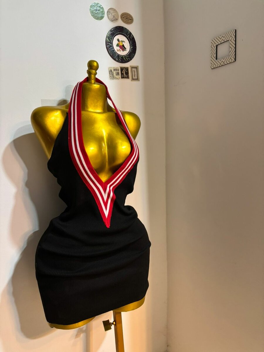 Robe élégante avec franges