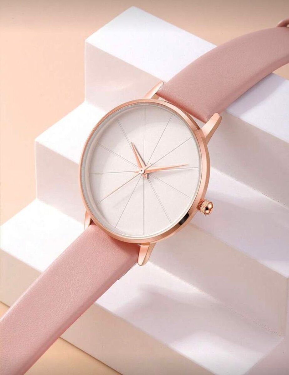 Montre Femme Rose en Cuir