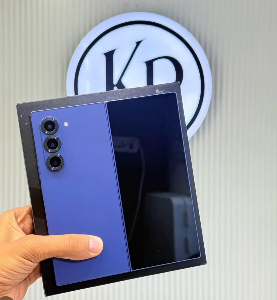 Smartphone pliable haut de gamme