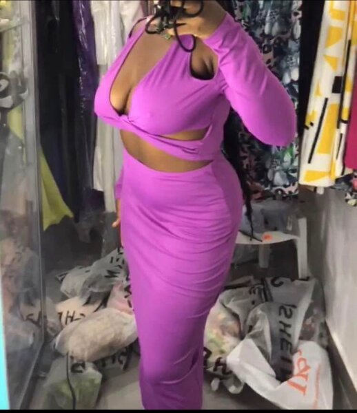 Robe longue violette chic