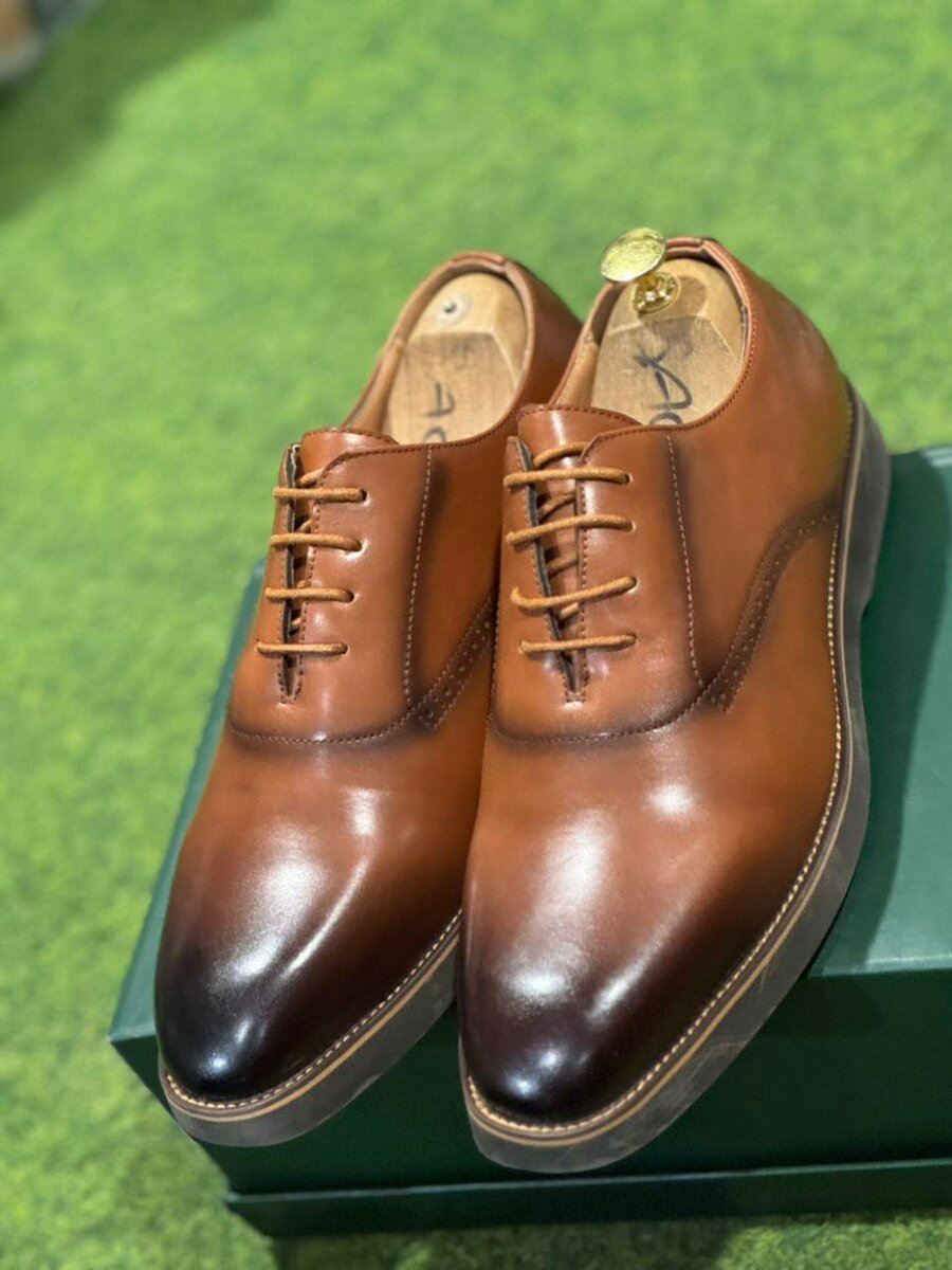 Chaussures habillées en cuir homme