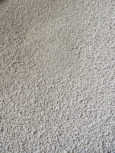 Granulés de mil ,maïs.