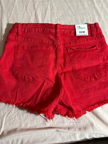 Shorts en jean rouge