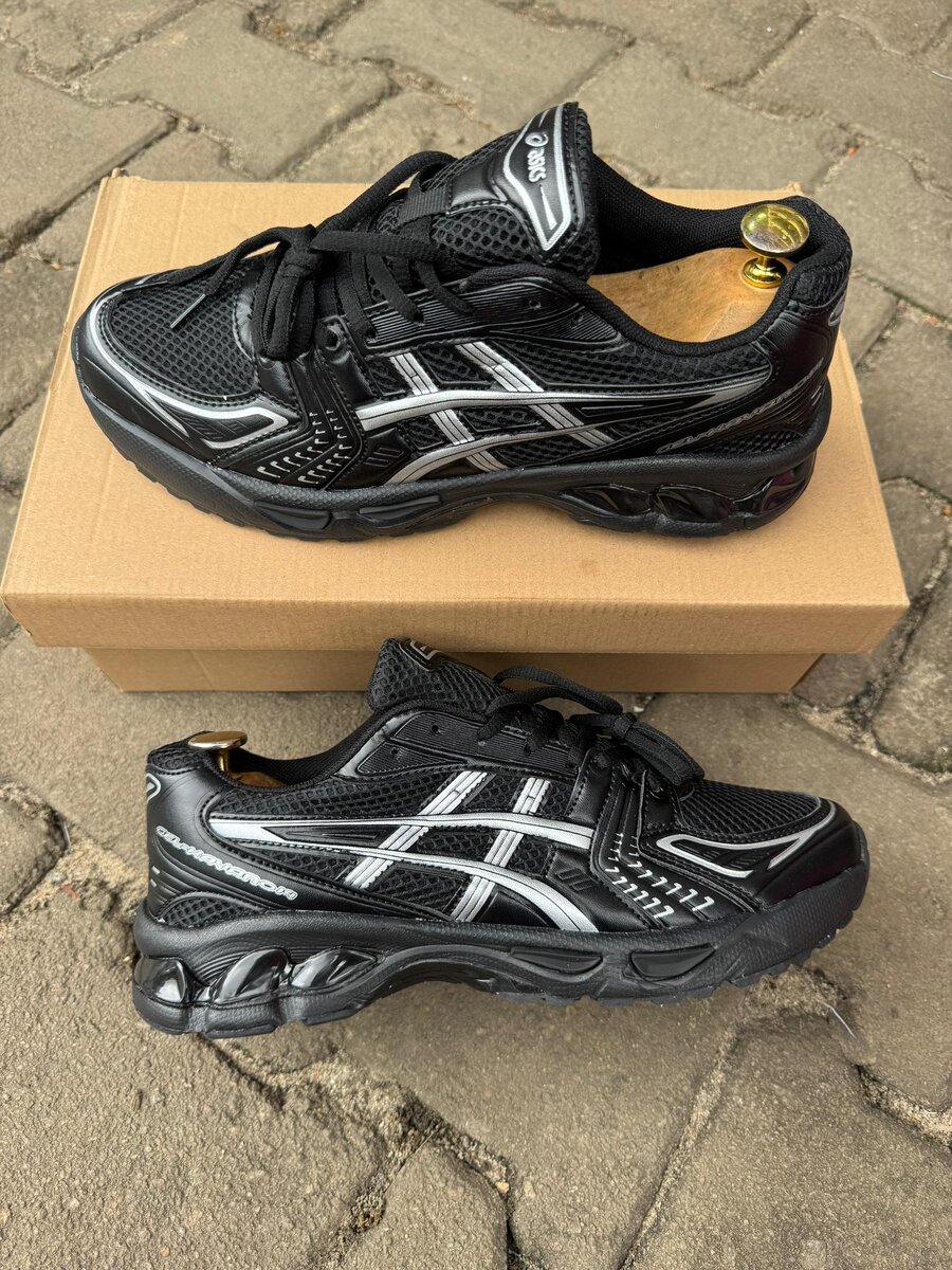 Baskets de course ASICS homme