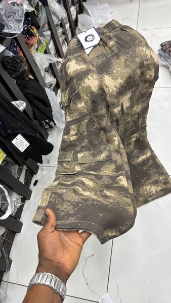 Pantalons cargo résistants