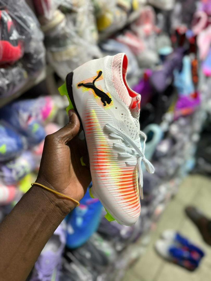 Chaussures de foot PUMA