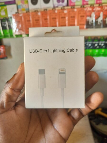 USB c to lightning