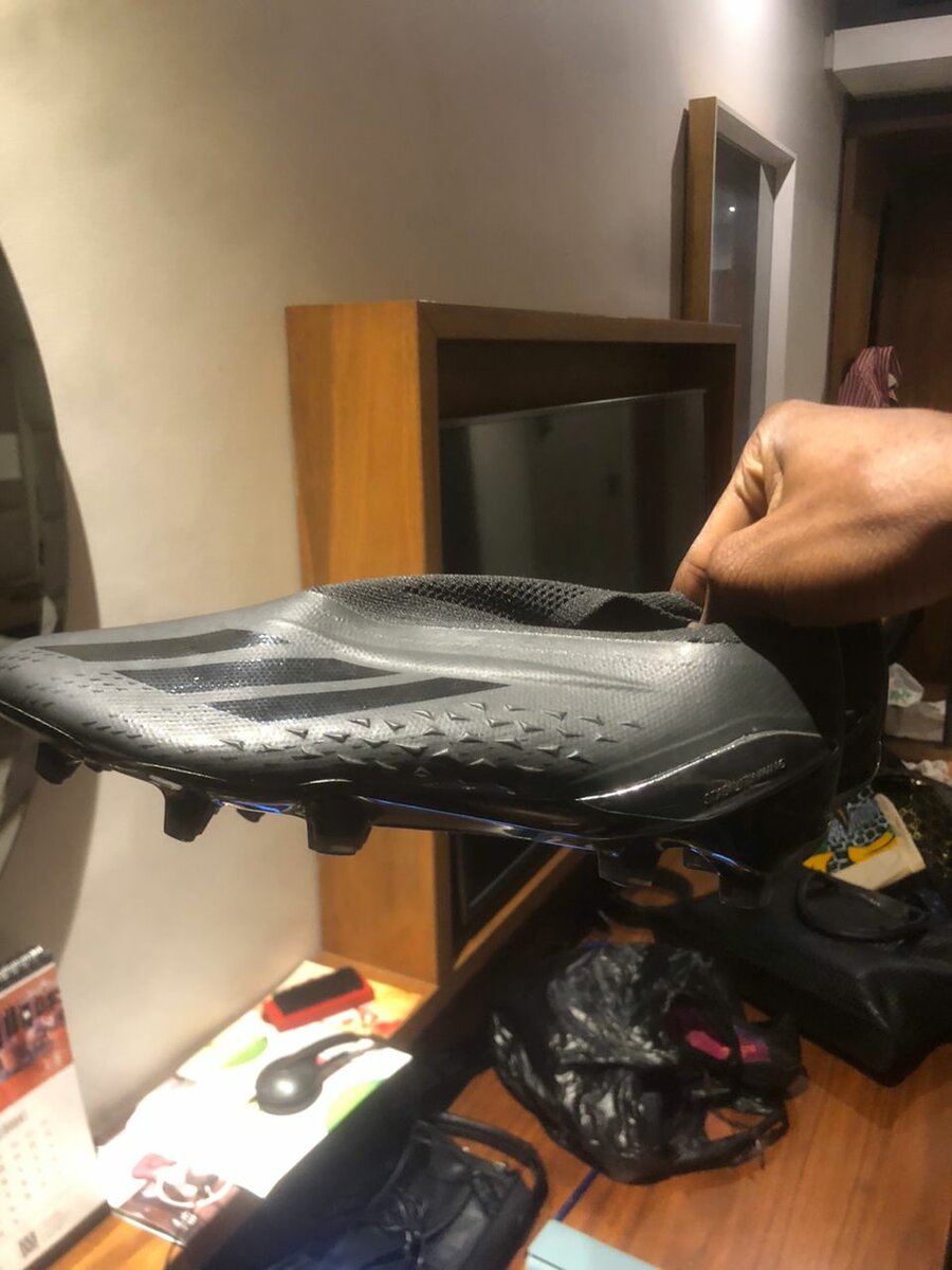 Adidas crampons x noir