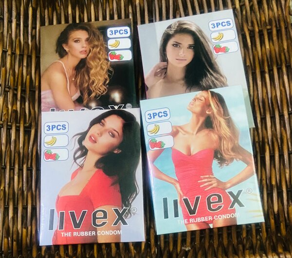 12 Préservatifs (4 paquets)