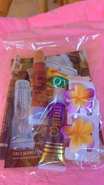 Kit de soins de la peau tropicaux